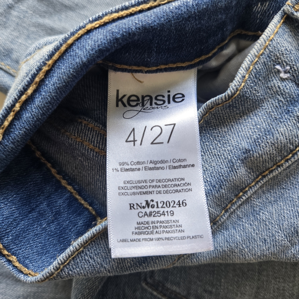 Kensie The Effortless Skinny Crop Light Blue Skinny Jeans - Picture 12 of 14